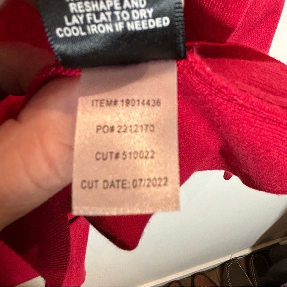 TORRID Sz 4 Button Down V-Neck Elevated  Basic Super Soft Long Sleeve Cardigan - Picture 7 of 9